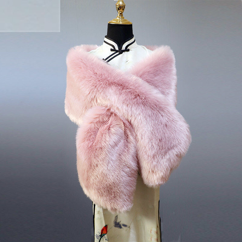 Luxury Faux Fur Shawl – Warm & Elegant Winter Wrap