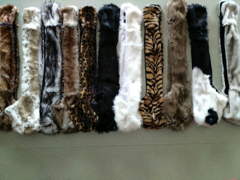 Women's Winter Fur Hat & Scarf Set – Stylish & Warm