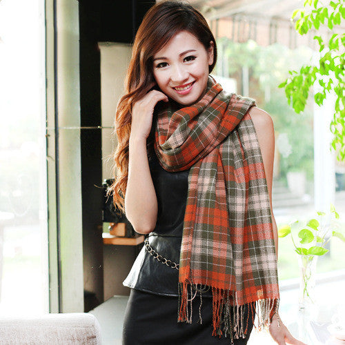 Unisex Oversized Wool-Blend Scarf – Soft & Warm Twill Wrap with Tassels