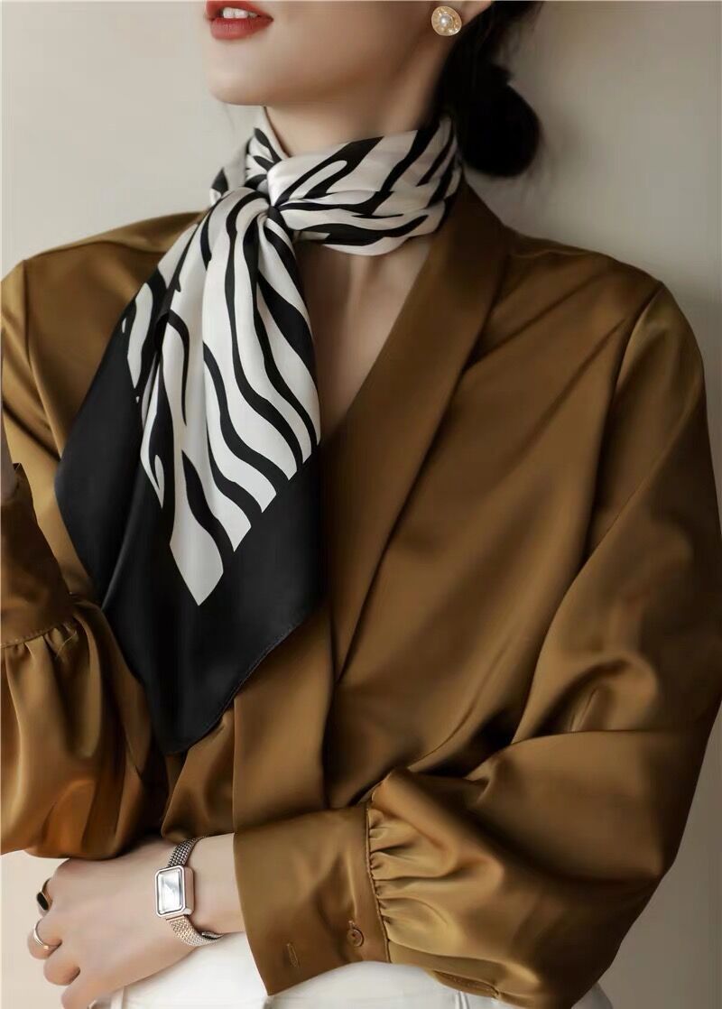 Elegant Mulberry Silk Zebra Print Square Scarf – Luxurious Crepe Satin for Women
