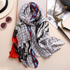 Luxury Warm Silk Scarf – Elegant Tie-Dye Floral Wrap for All Seasons