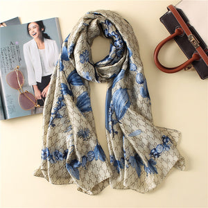 Floral Printed Imitation Silk Scarf – Lightweight & Stylish Sunscreen Shawl