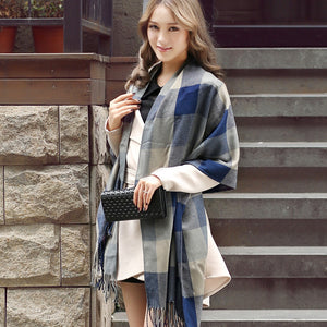 Unisex Oversized Wool-Blend Scarf – Soft & Warm Twill Wrap with Tassels