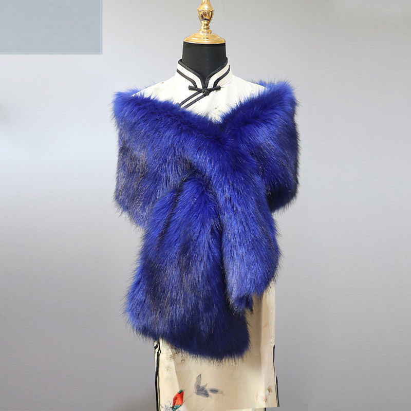 Luxury Faux Fur Shawl – Warm & Elegant Winter Wrap