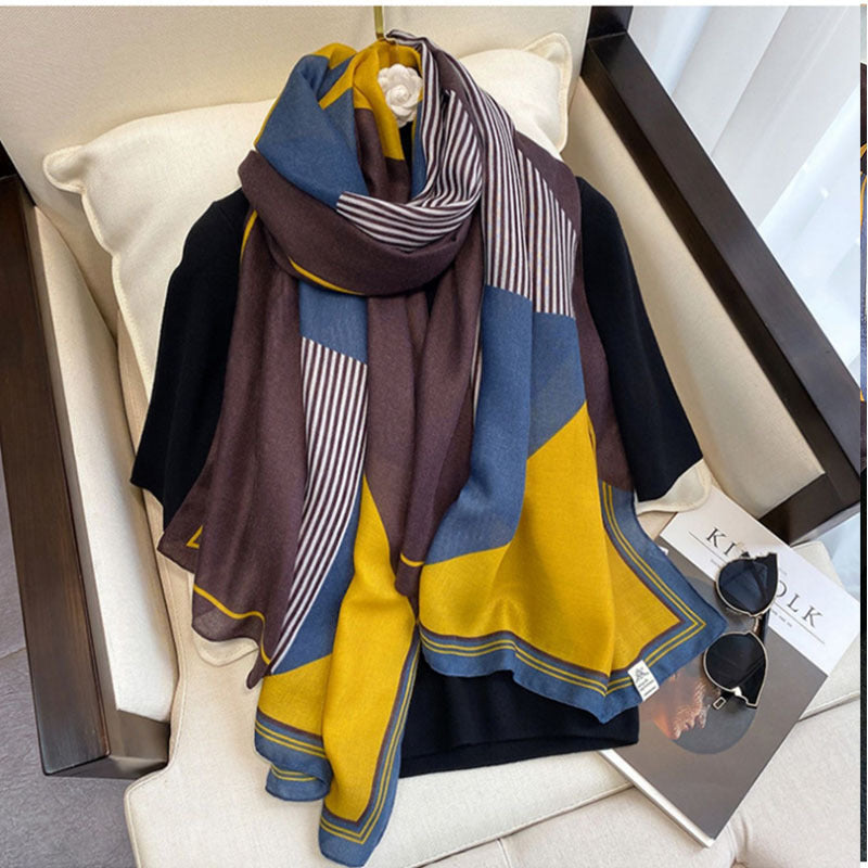 Elegant Geometric Print Women's Silk Scarf