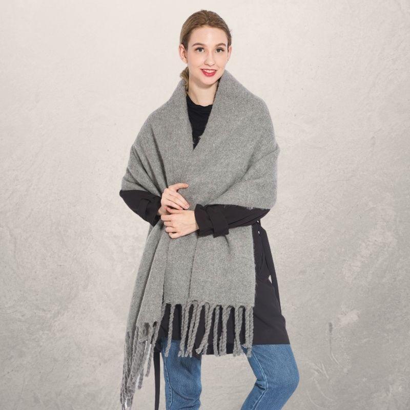 Autumn & Winter Warm Tassel Scarf for Women – Cozy & Stylish Wrap