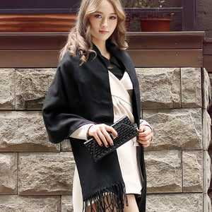 Unisex Oversized Wool-Blend Scarf – Soft & Warm Twill Wrap with Tassels
