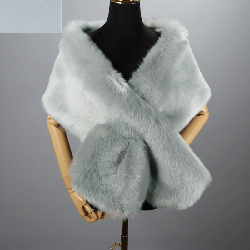 Luxury Faux Fur Shawl – Warm & Elegant Winter Wrap