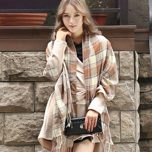 Unisex Oversized Wool-Blend Scarf – Soft & Warm Twill Wrap with Tassels