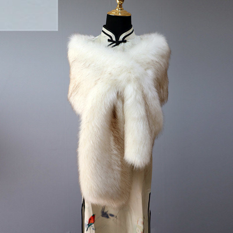 Luxury Faux Fur Shawl – Warm & Elegant Winter Wrap