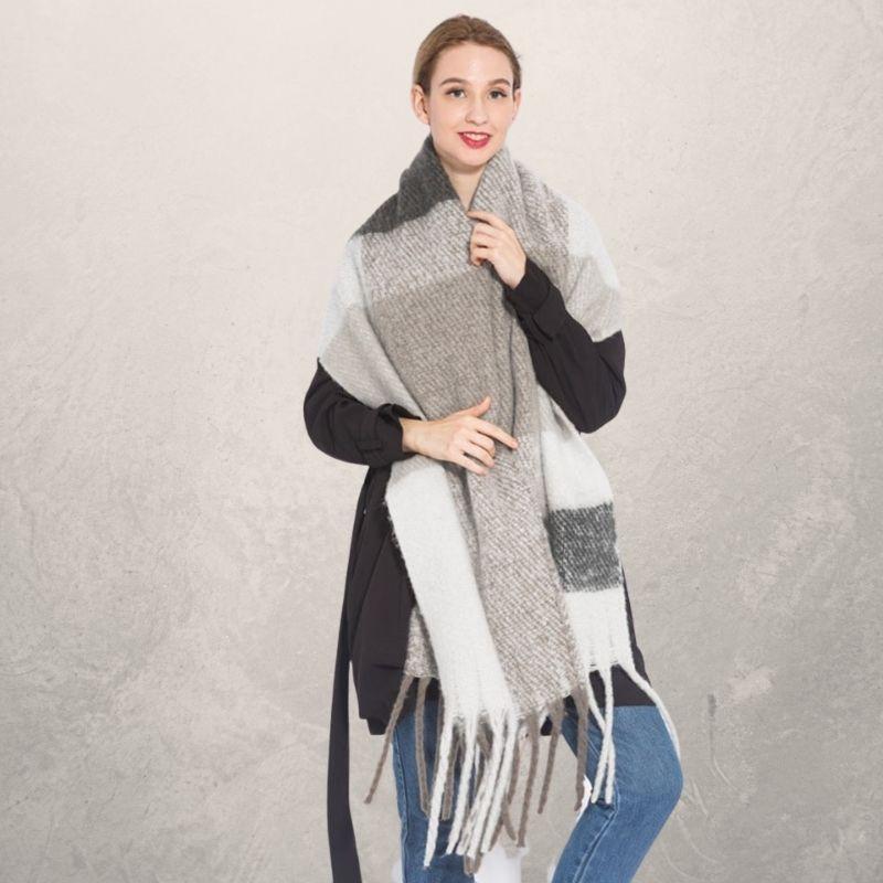 Autumn & Winter Warm Tassel Scarf for Women – Cozy & Stylish Wrap