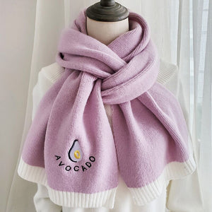 Knitted Japanese-Style Scarf – Autumn & Winter