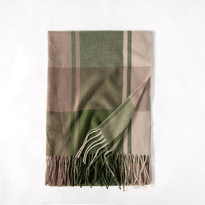 Winter Warm Fringe Scarf – Cozy & Stylish Shawl