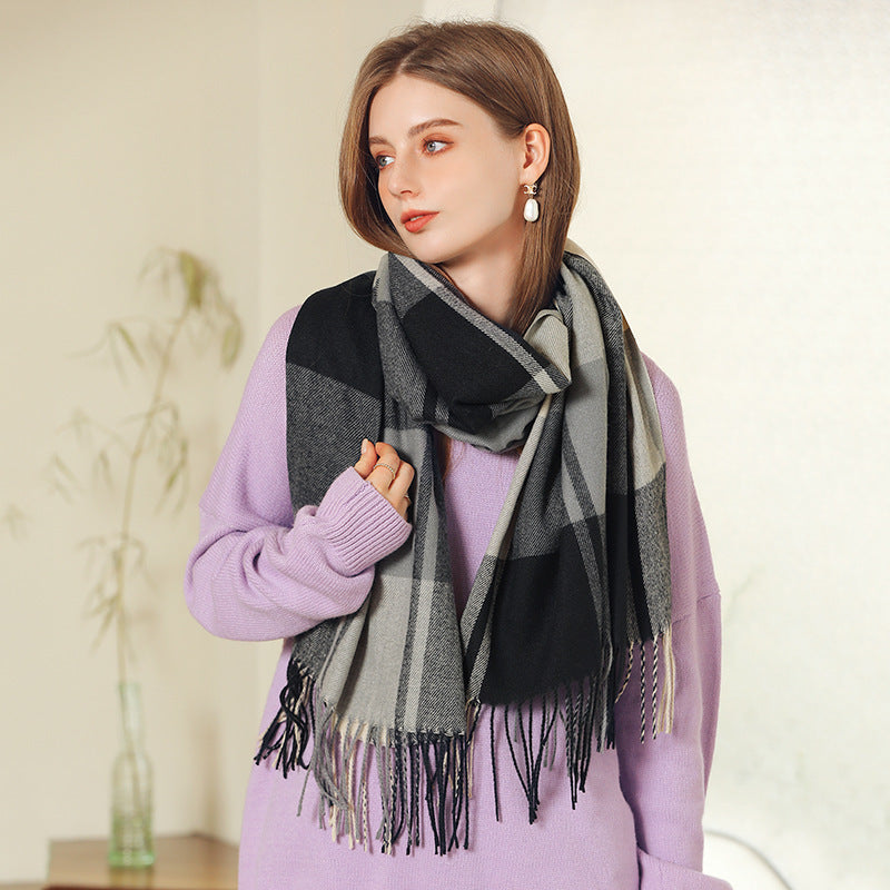 Winter Warm Fringe Scarf – Cozy & Stylish Shawl