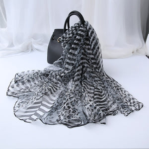 Ladies' Fashion Versatile Decorative Silk Scarf – Elegant & Chic