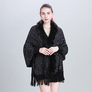 Faux Fur Collar Knitted Shawl – Cozy & Stylish for Autumn and Winter