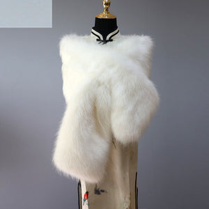 Luxury Faux Fur Shawl – Warm & Elegant Winter Wrap