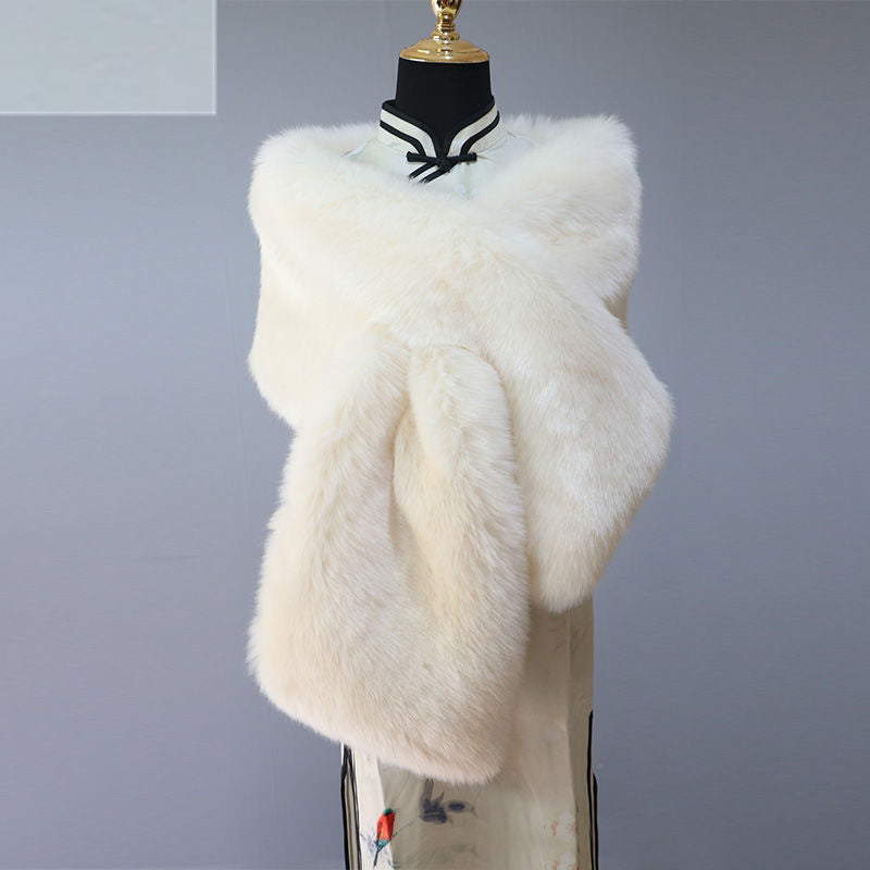 Luxury Faux Fur Shawl – Warm & Elegant Winter Wrap