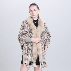 Faux Fur Collar Knitted Shawl – Cozy & Stylish for Autumn and Winter