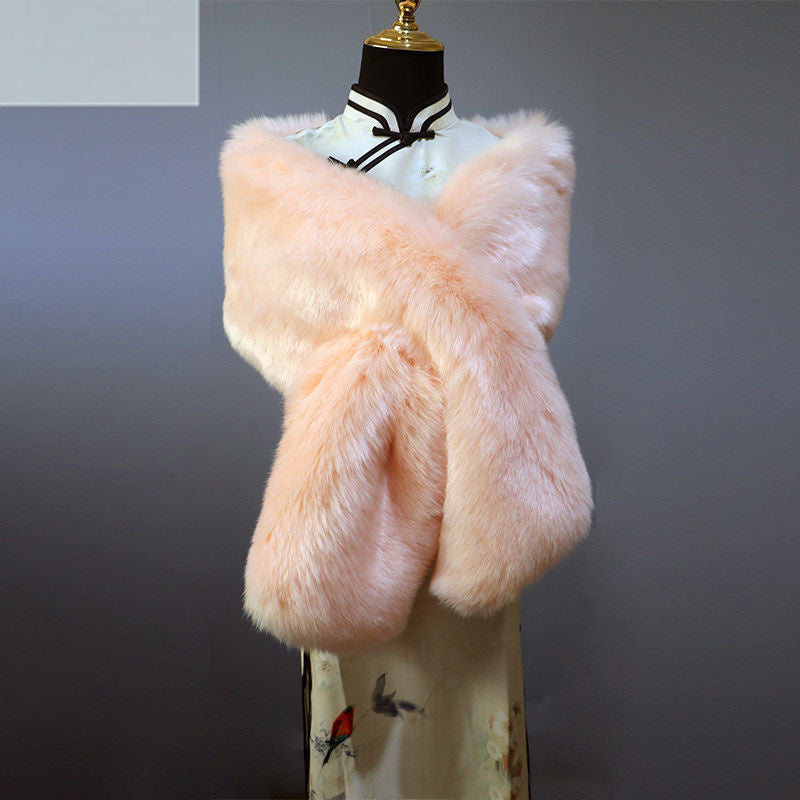 Luxury Faux Fur Shawl – Warm & Elegant Winter Wrap